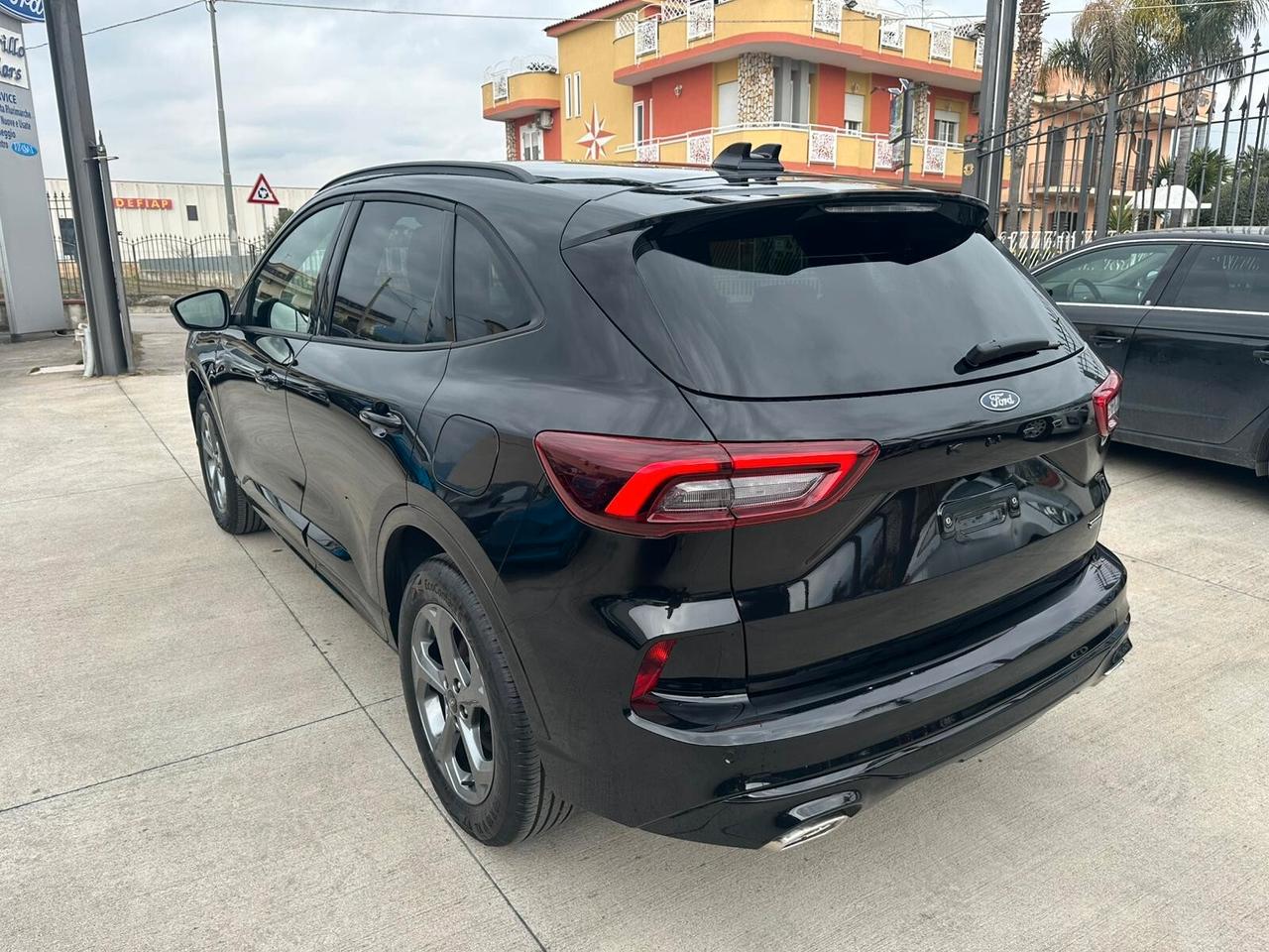 Ford Kuga 2.5 Full Hybrid 180 CV 2WD ST-Line X