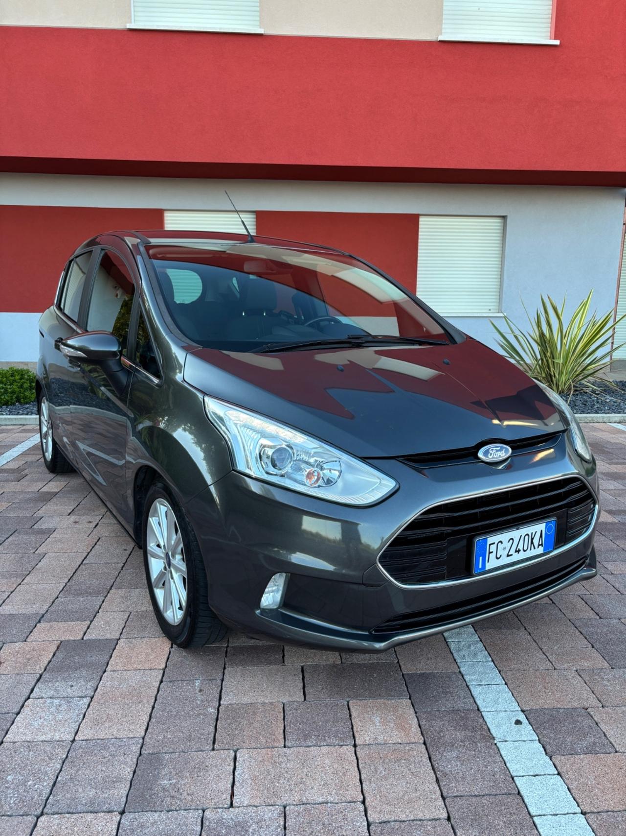 Ford B-Max 1.4 GPL Titanium