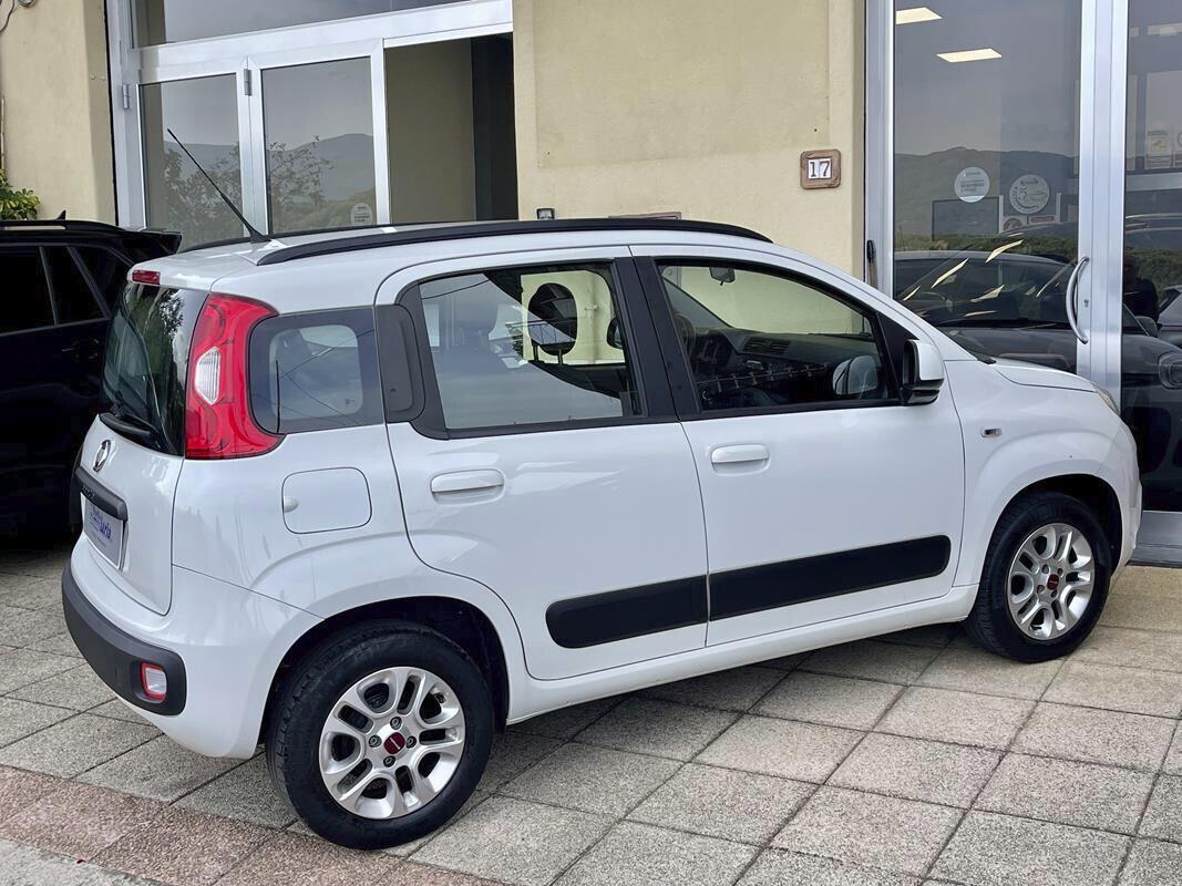 Fiat Panda 1.2 Lounge "Uconnect Bluetooth - Clima automatico -Volante multifunzione " Aziedali