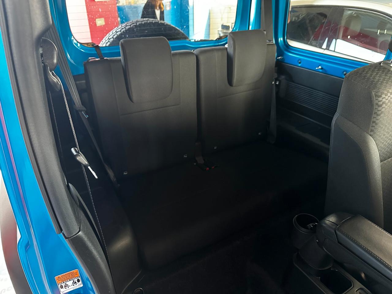 Suzuki Jimny 1.5 5MT Top