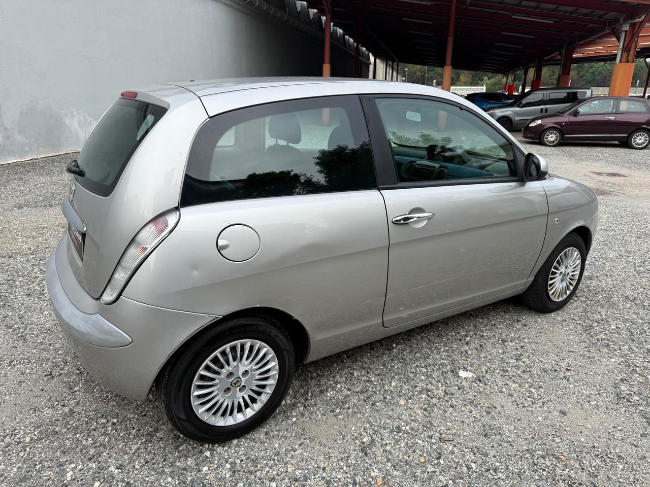 Lancia Ypsilon 1.2 GPL