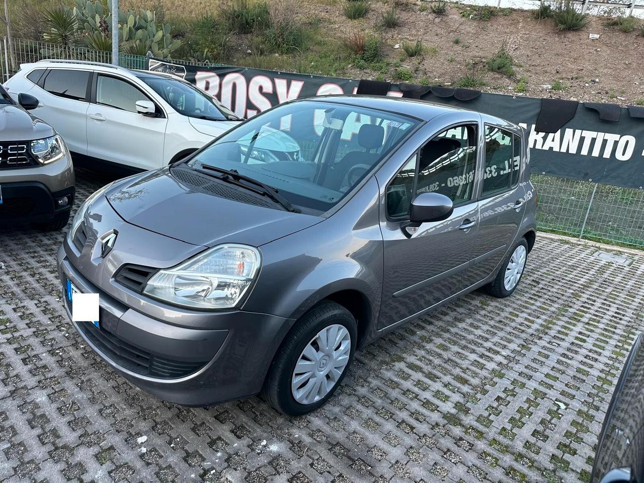 Renault Modus 1.2 16V Live-03/2011