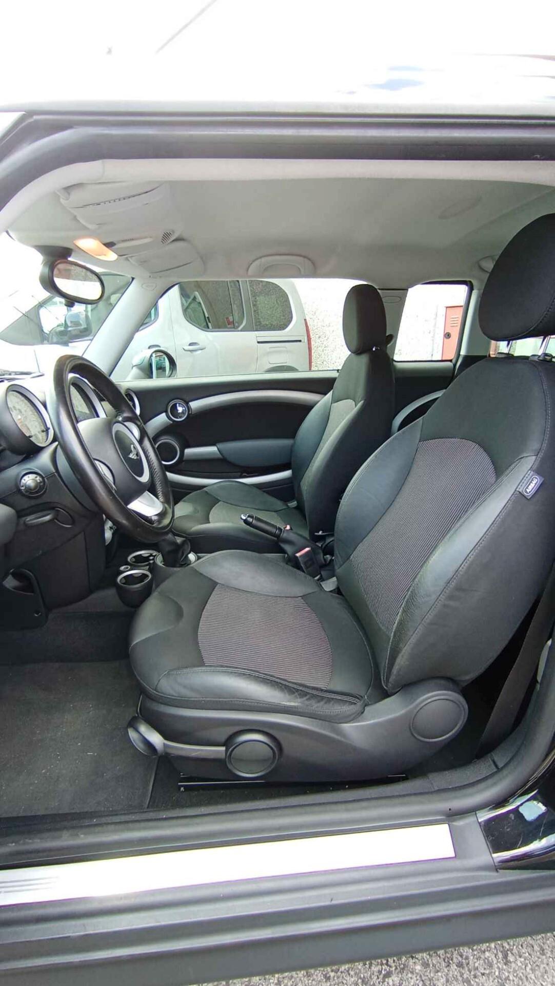 MINI COOPER D CLUBMAN 1.6 TDI - OK NEOP.
