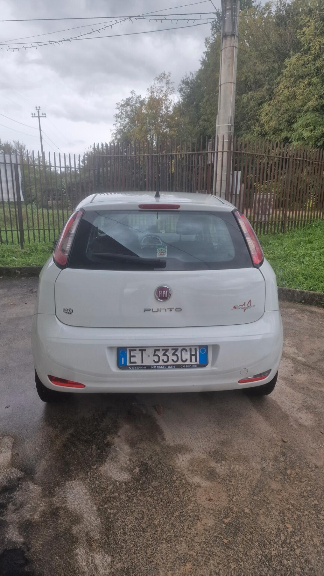 Fiat Punto 1.4 8V Easypower Street - 2014