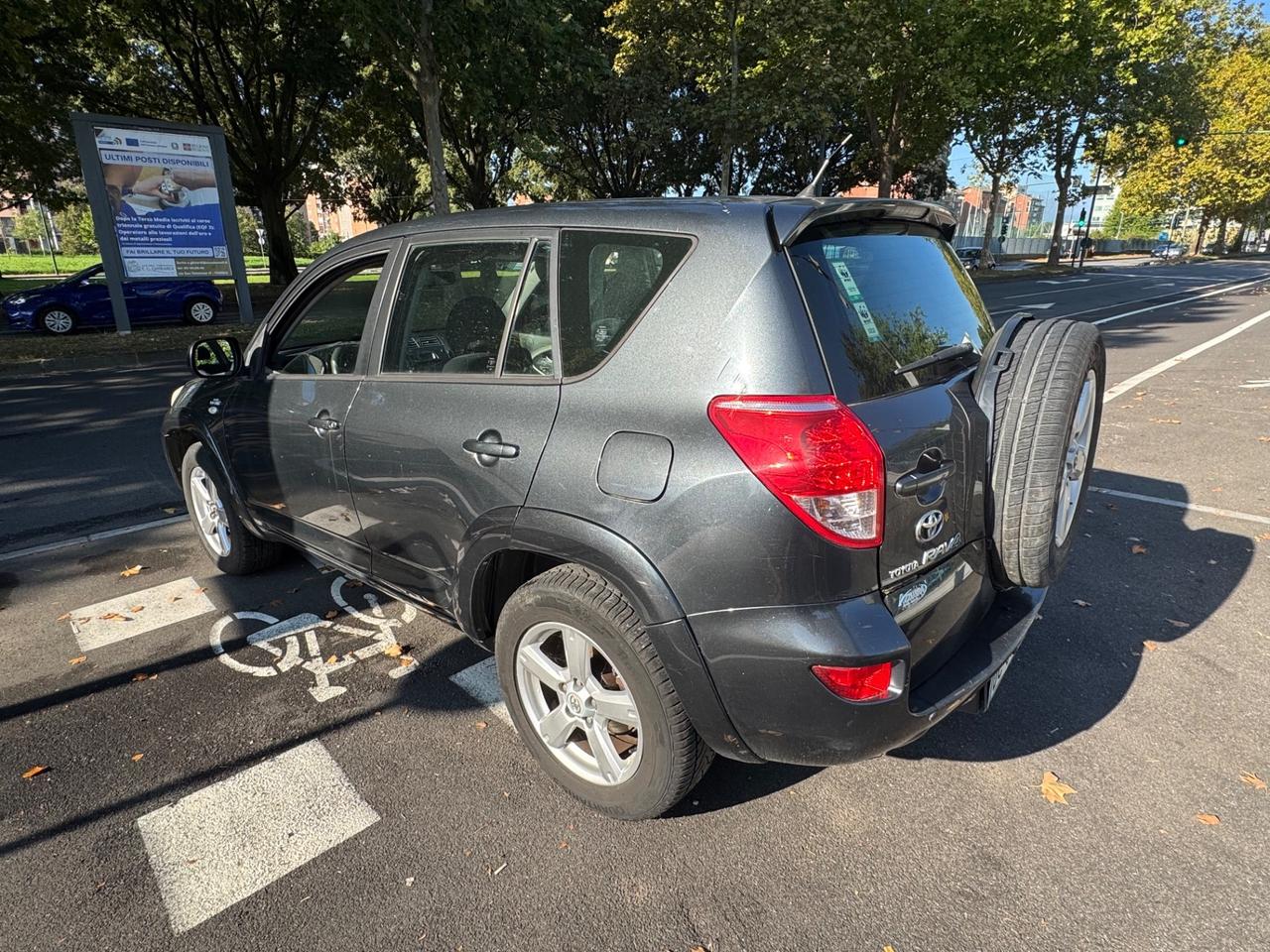 Toyota RAV4 2.2 D-4D 177 CV Luxury