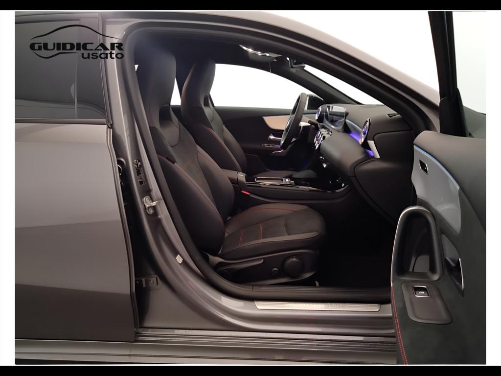 Mercedes-Benz Classe A - W177 2023 - A 180 d AMG Line Advanced Plus auto