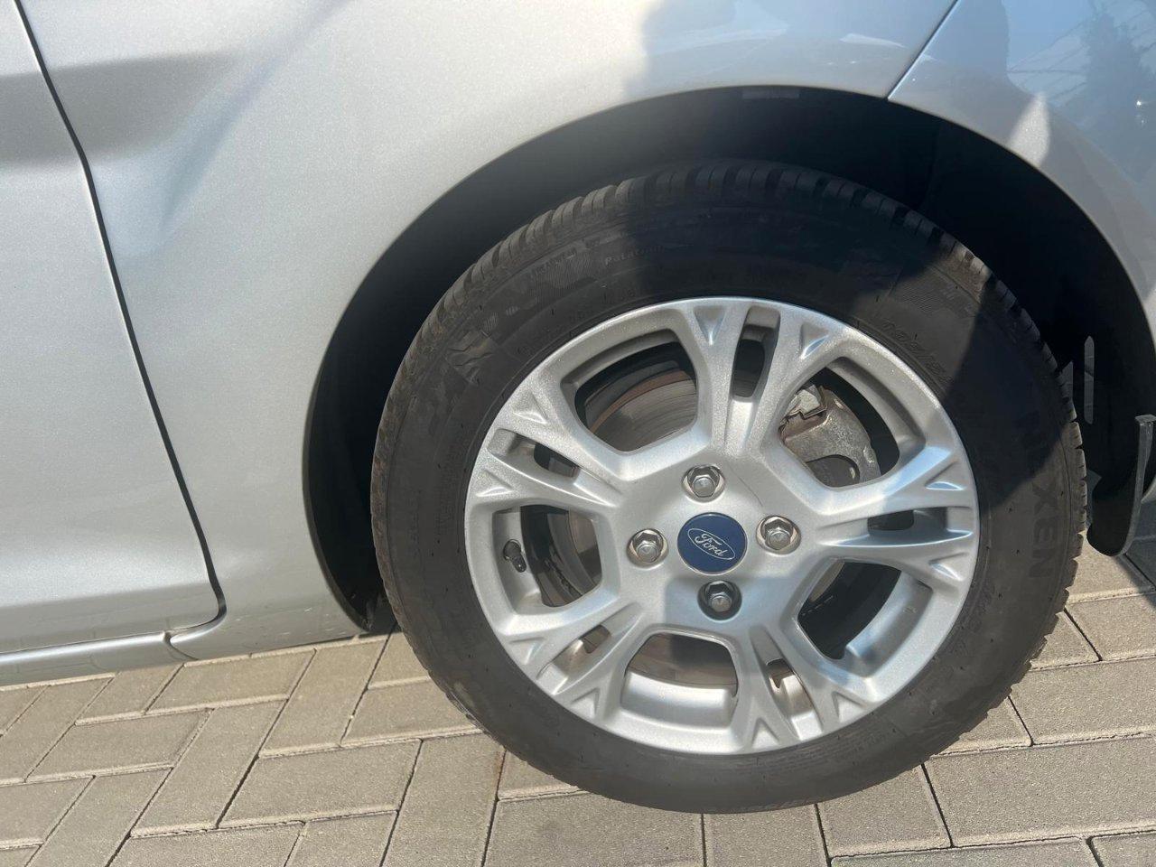 Ford Fiesta 5 Porte Fiesta 5p 1.0 Business 80cv E6