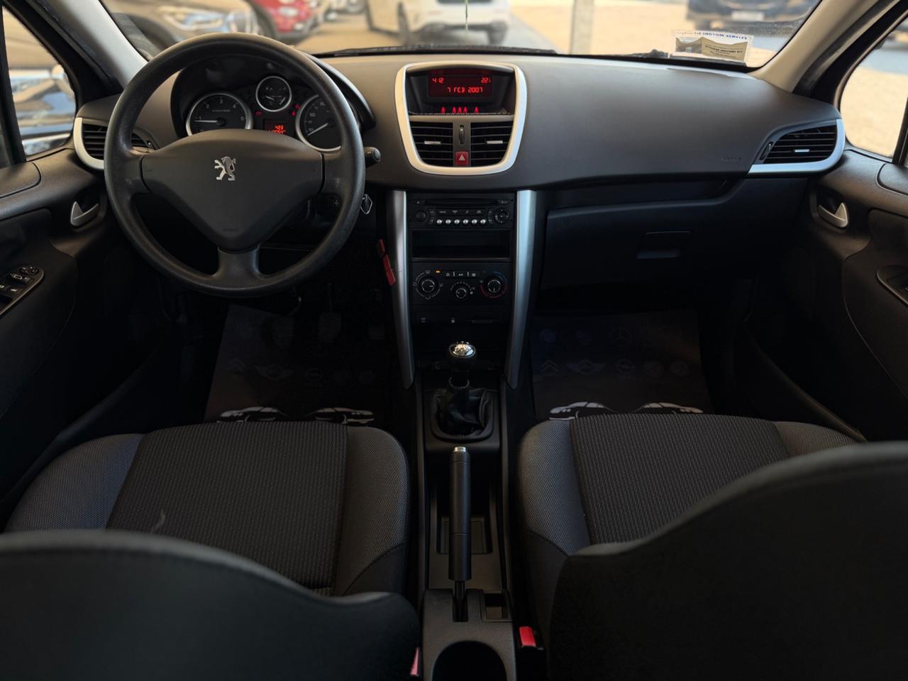 Peugeot 207 1.4 HDi 70CV