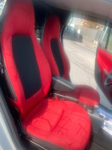 Smart ForTwo 1000 52 kW MHD coupé pure