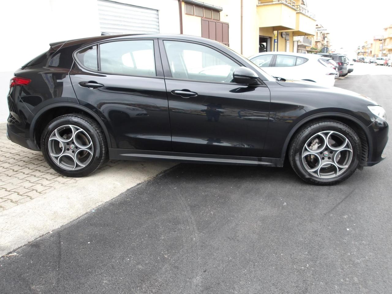ALFA ROMEO STELVIO 2.2 TURBODIESEL 180CV AT8 BUSINESS