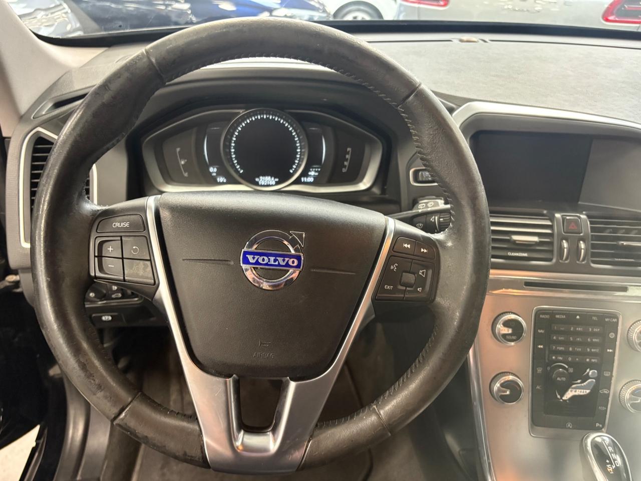 Volvo XC 60 XC60 D3 Geartronic R-design