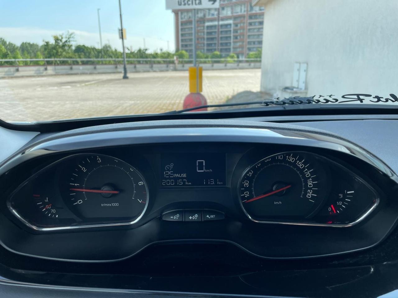 Peugeot 208 1.2 VTi 82 CV 5 porte Active sport