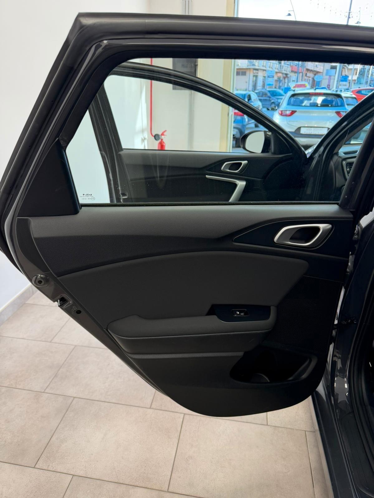 Kia Ceed Sportswagon 1.6 CRDi 136 CV MHEV DCT SW Business