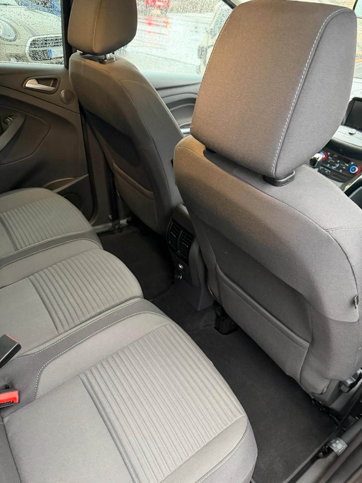 Ford C-Max 1.0 EcoBoost 125CV Titanium