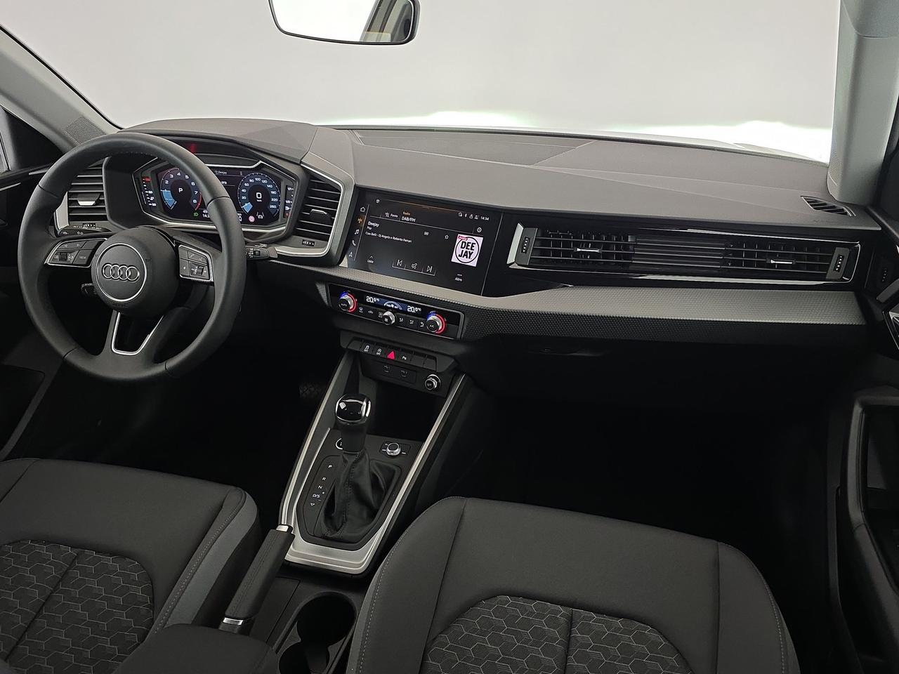 Audi A1 sportback 30 1.0 tfsi identity black 116cv s-tronic