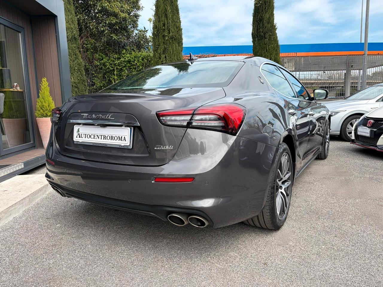 Maserati Ghibli V6 Modena