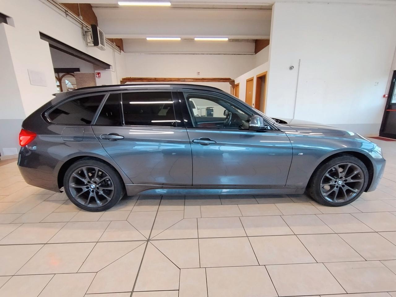 BMW 320d xDrive Touring MSPORT LUCI AMBIENTE