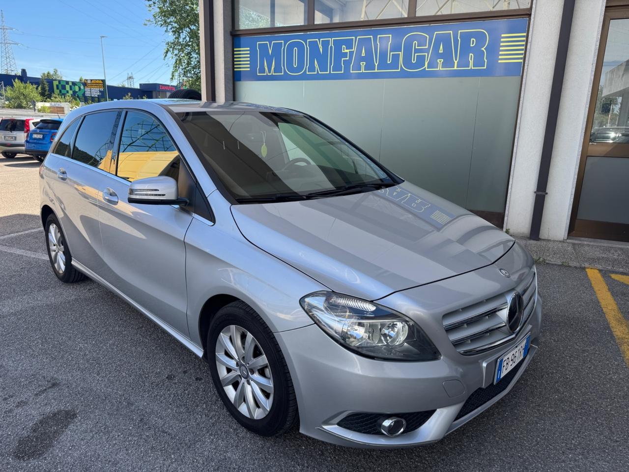 Mercedes-benz B 180 d Premium 2015