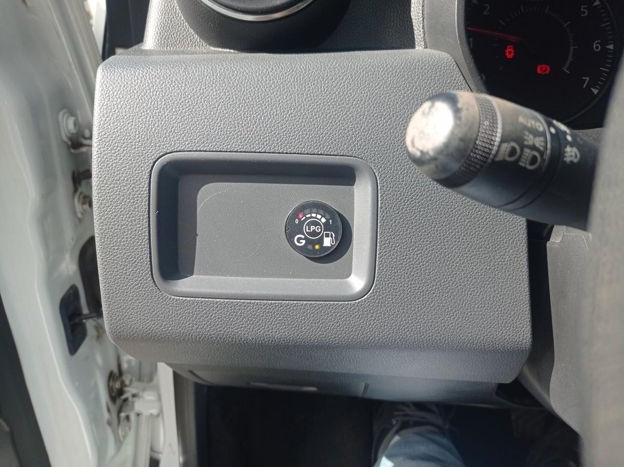 Dacia Duster 1.6 SCe GPL 4x2 Essential