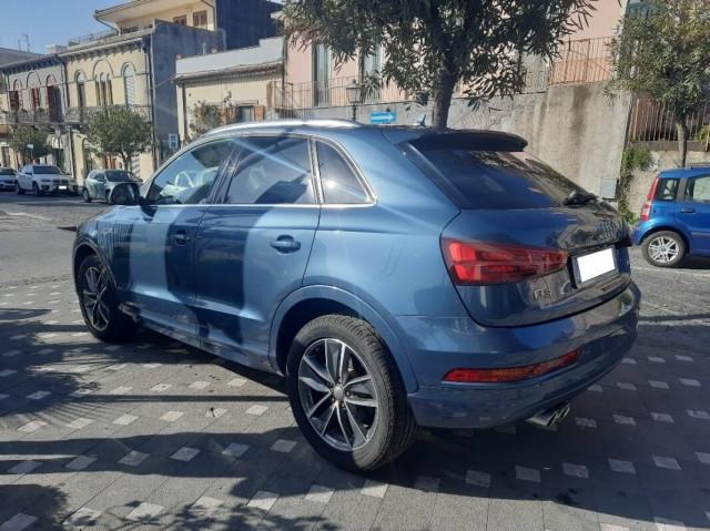 Audi Q3 2.0 tdi Business 150CV