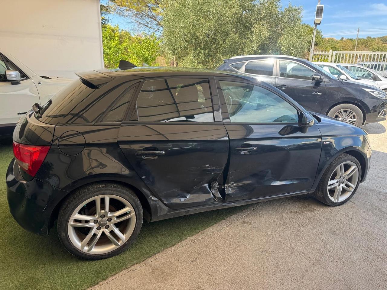 Audi A1 1.2 TFSI S line edition plus