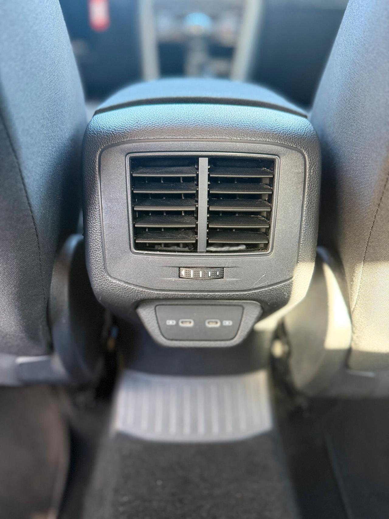 Volkswagen T-Roc 2.0 TDI 116cv (85kw) Style Euro 6D-Isc