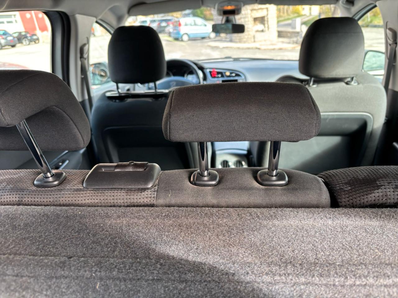 Peugeot 3008 1.6 HDi 115CV Active