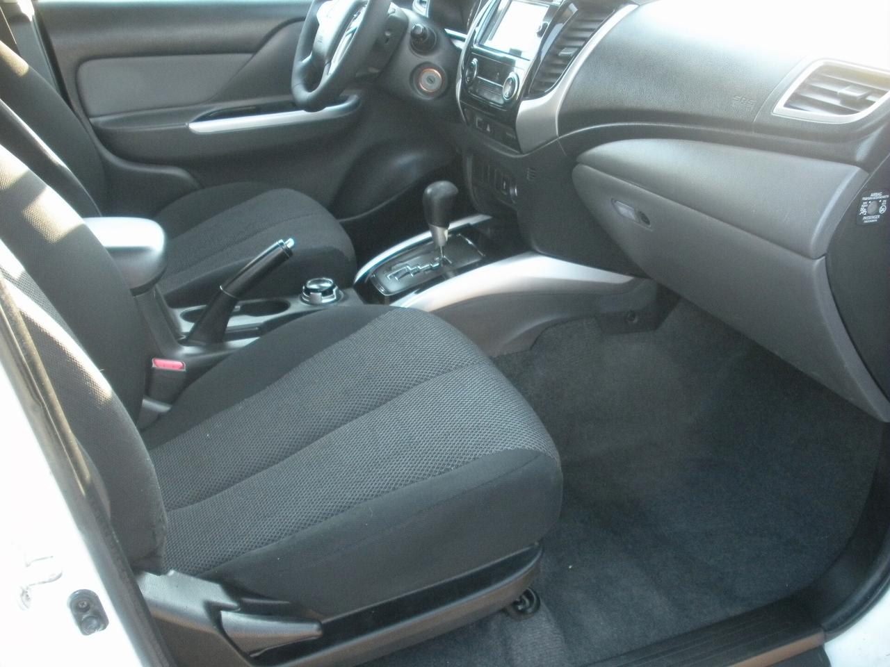 Mitsubishi L200 2.4 DI-D/181CV Double Cab Intense Hp Mivec SDA