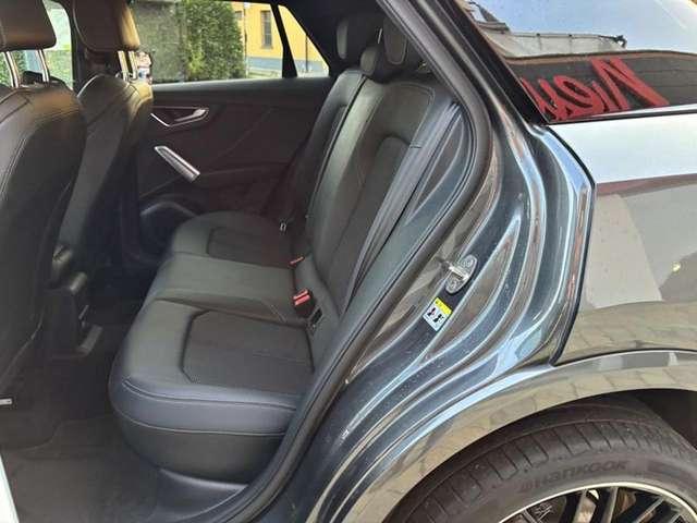 Audi Q2 35 TFSI S-line S tronic Identity Black MATRIX-NAVI