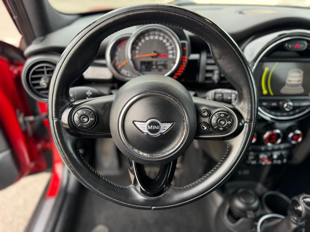 Mini 1.5 Cooper D Business XL Neopatentati