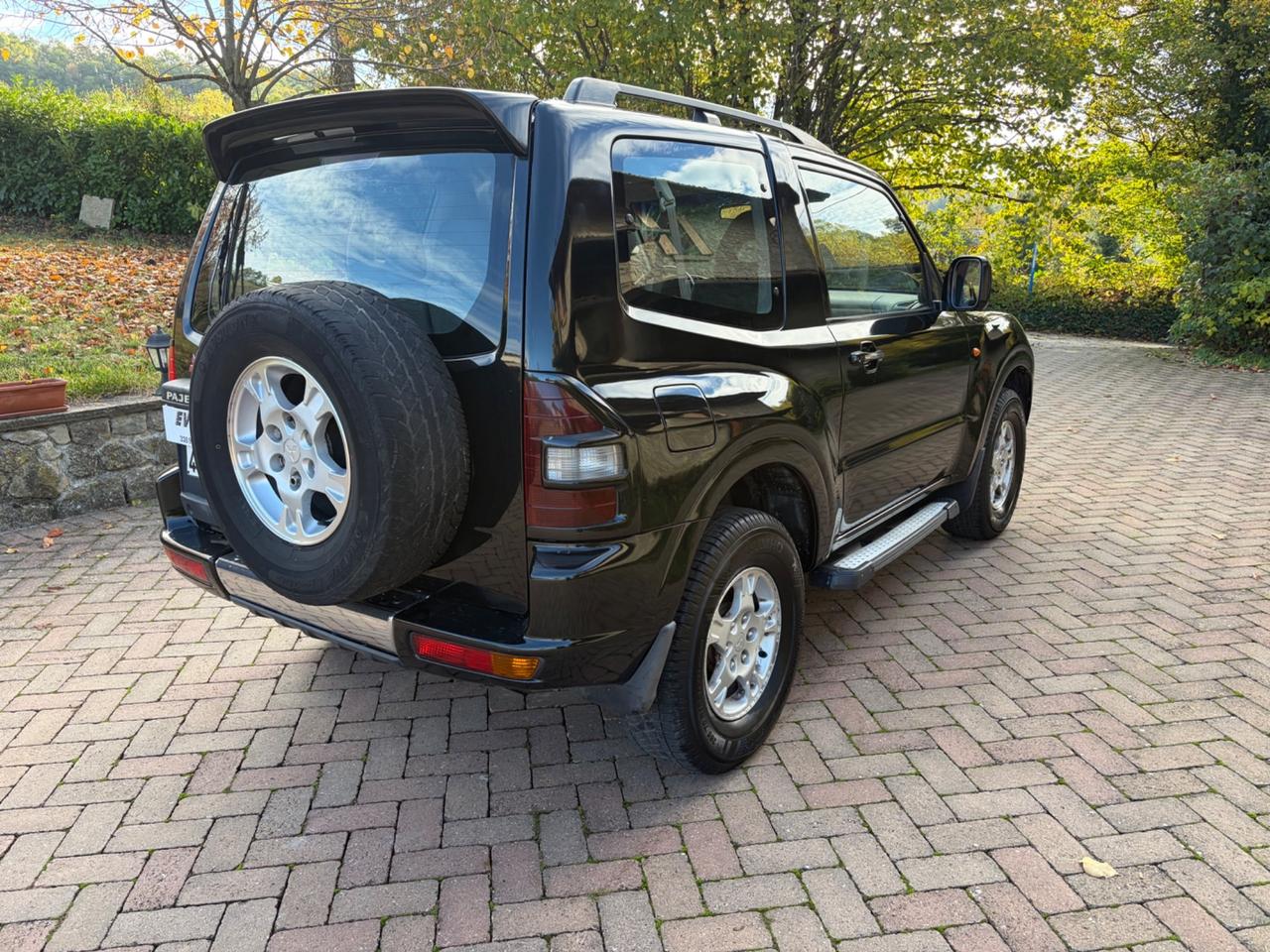 Mitsubishi Pajero 2.5 TDI 3p. GLS1
