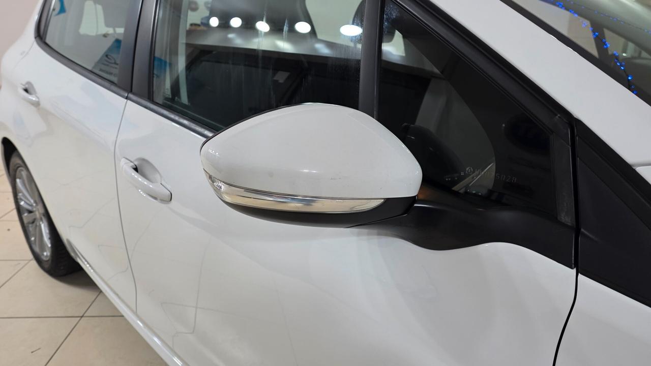 Peugeot 208 BlueHDi 75 5 porte Allure