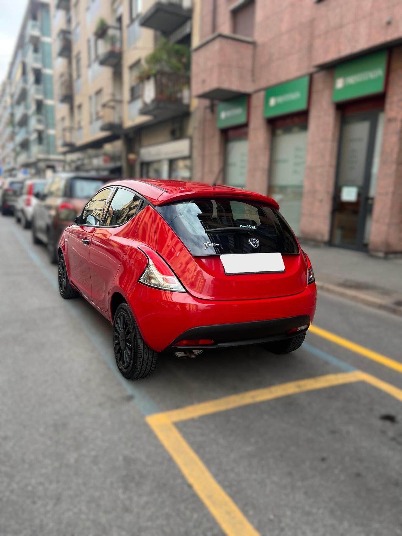 Lancia Ypsilon 1.2 69 CV 5 porte
