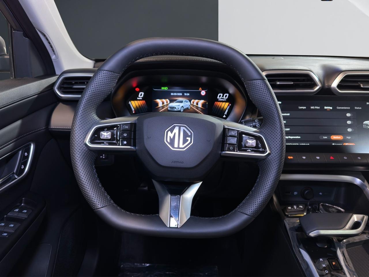 Mg ZS 1.5 Hybrid+ Luxury