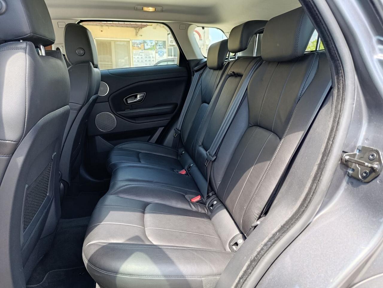 Land Rover Range Rover Evoque 2.0 td4 SE Business edition 150cv 5p auto my19
