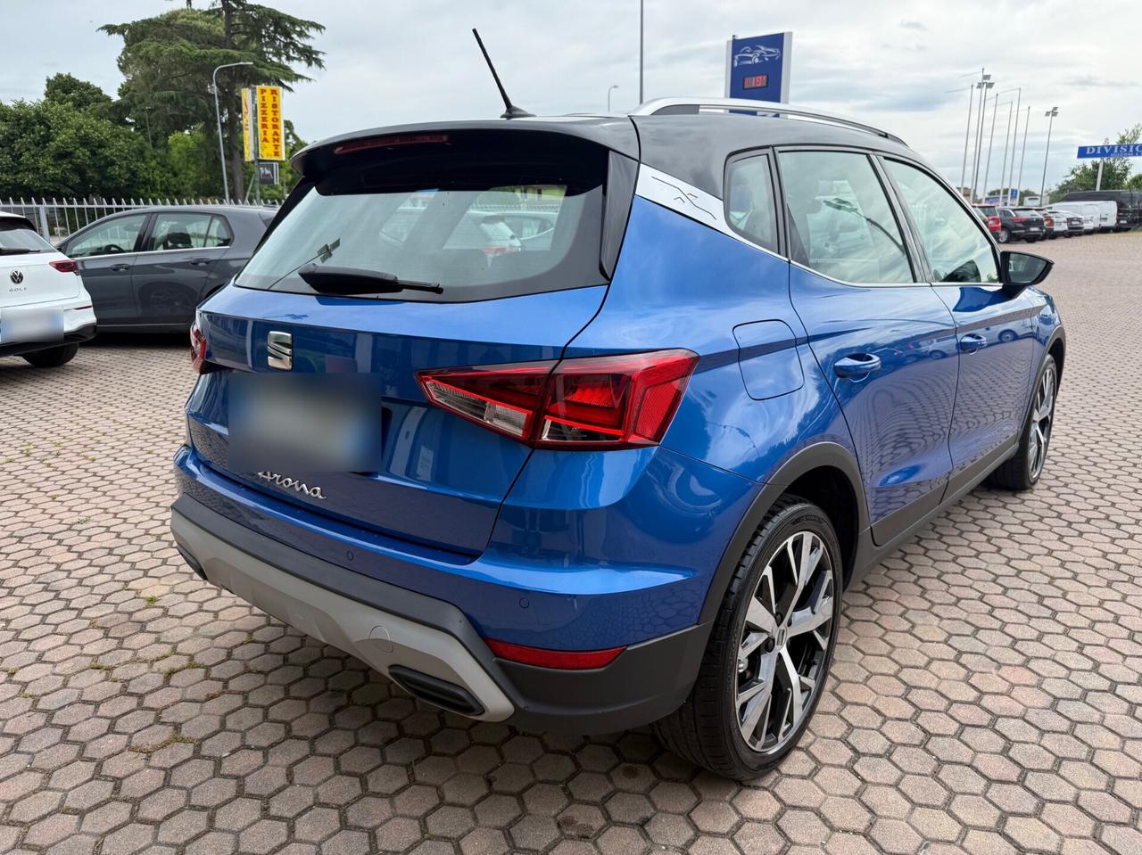 Seat Arona 1.0 EcoTSI 110 CV XPERIENCE OK NEOPATENTATI in arrivo