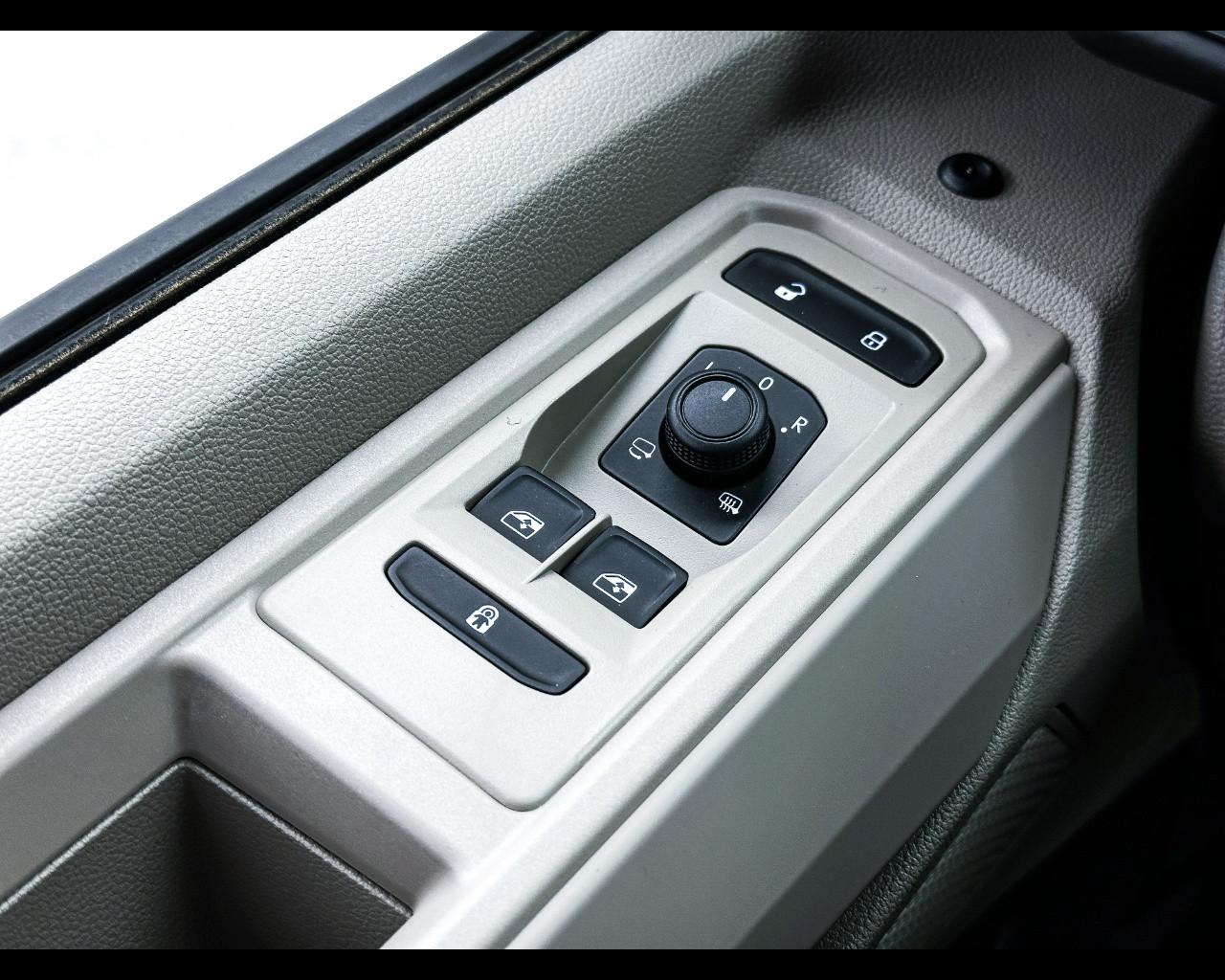 VOLKSWAGEN Multivan 7ª '21-> - Multivan 1.5 PHEV DSG 4Motion Space