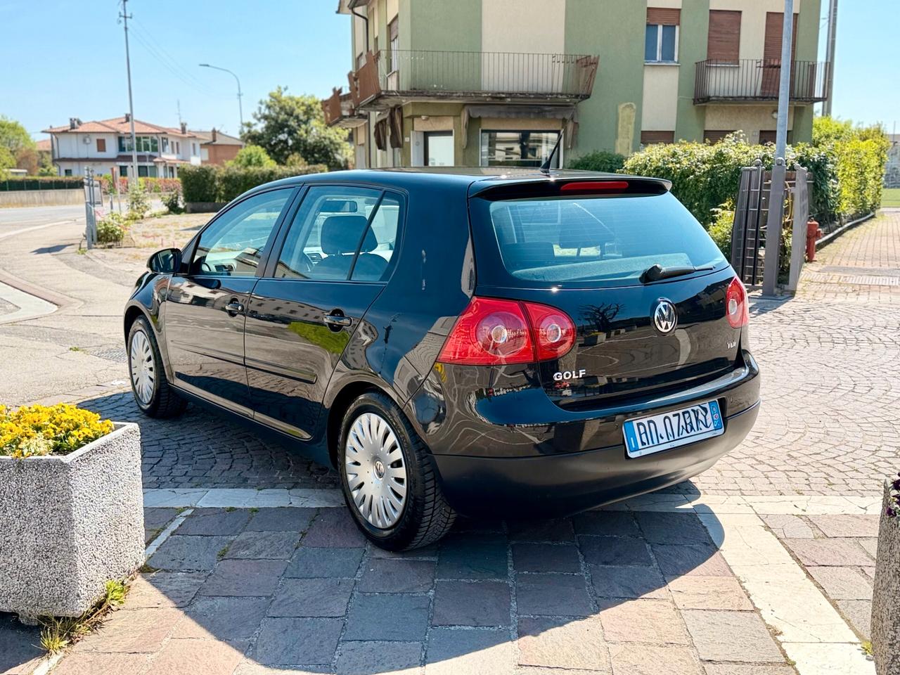 Volkswagen Golf Var. 1.9 TDI DPF Sportline