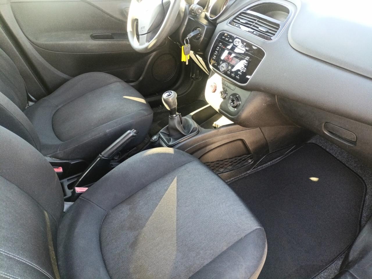 Fiat Punto 1.3 MJT II S&S 95 CV 5 porte Street