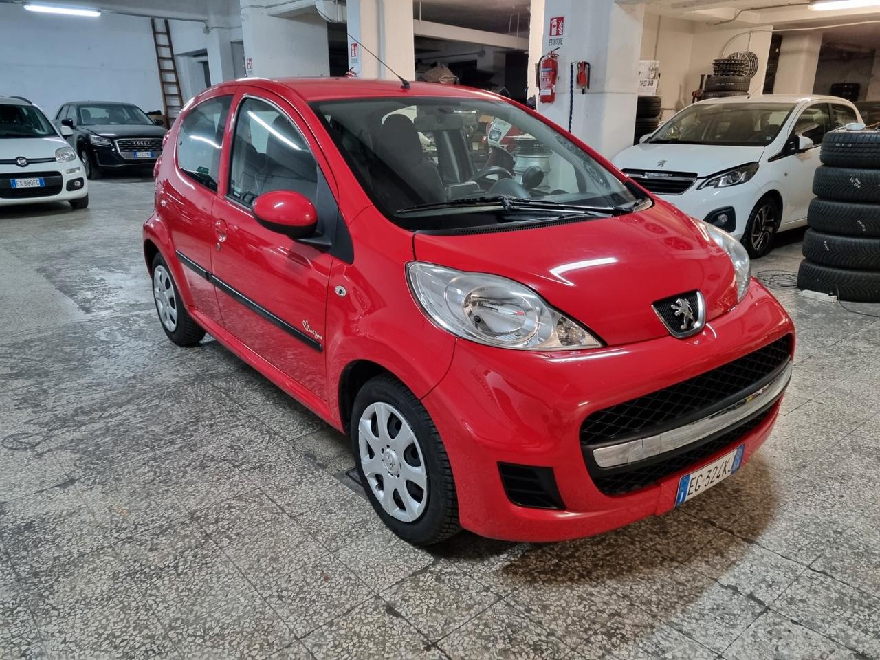 Peugeot 107 1.0 68CV 5p. Sweet Years