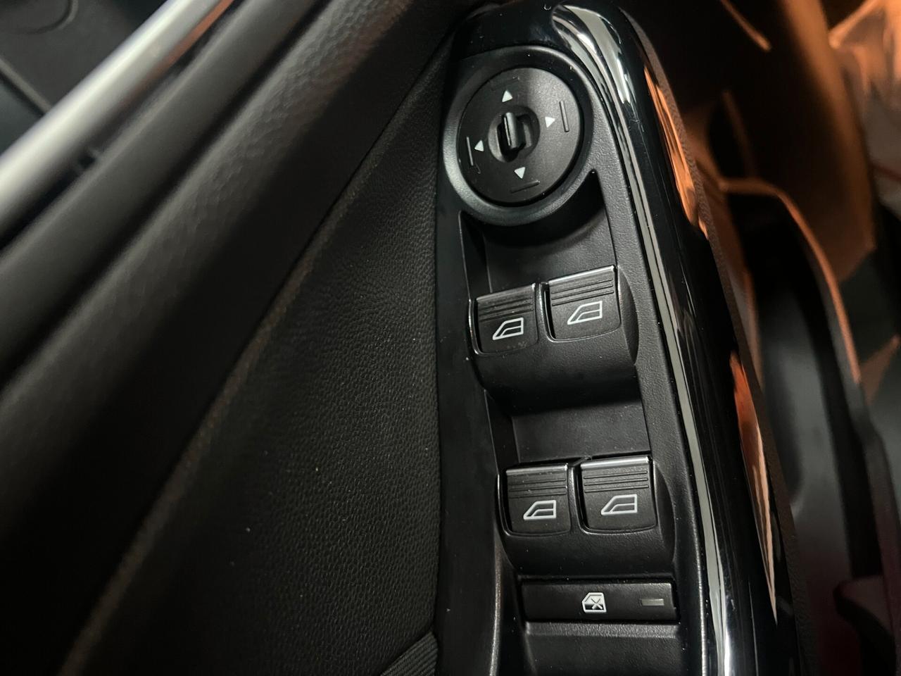 Ford Fiesta 1.4 5p. Bz.- GPL Titanium