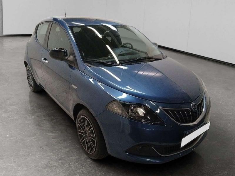 Lancia Ypsilon 1.0 firefly hybrid Gold s&s 70cv