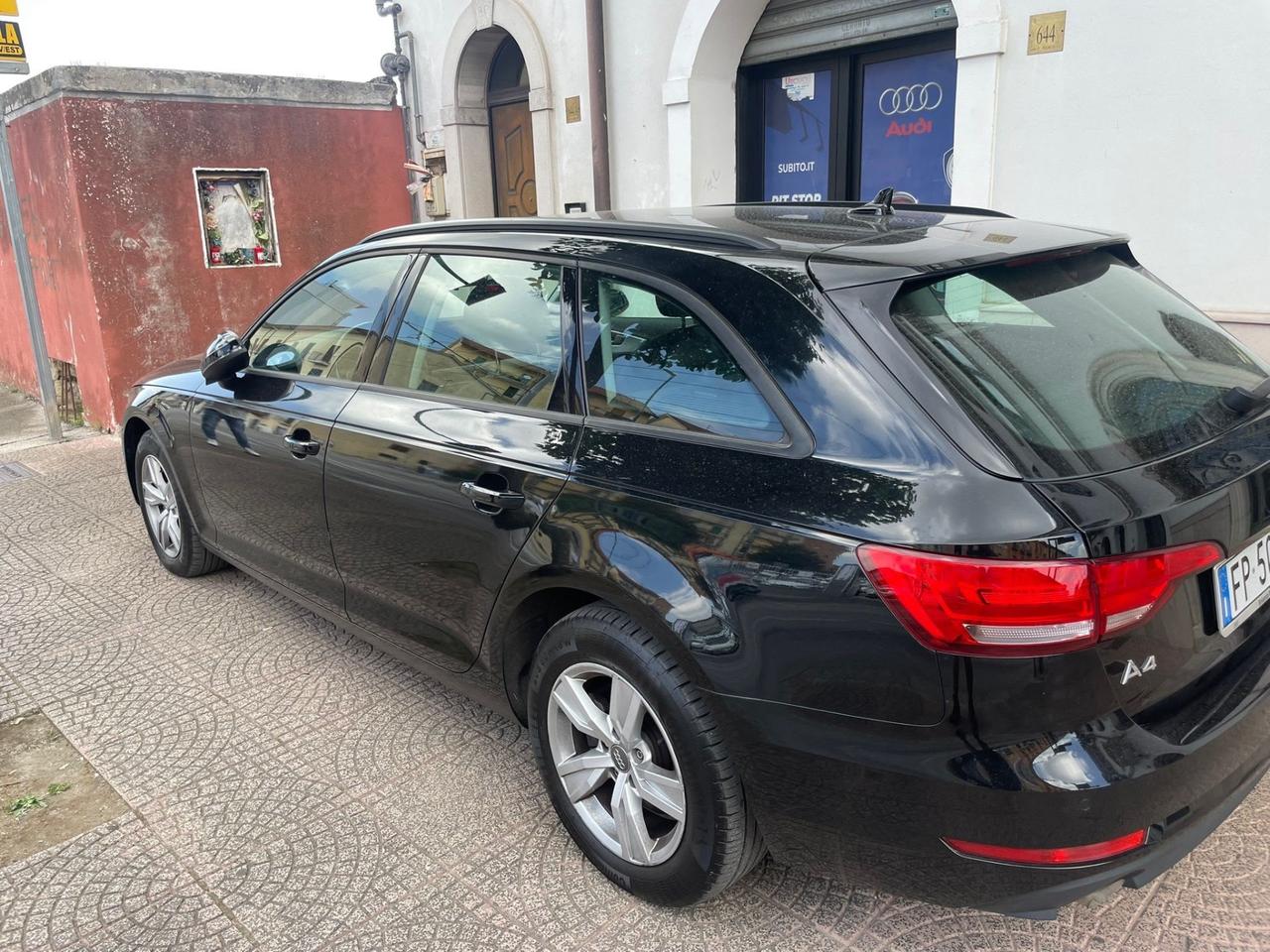 Audi A4 Avant 35 TDI S tronic Business