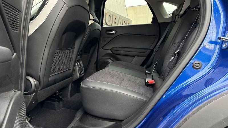 Renault Captur 1.6 E-Tech hybrid Techno Fast Track 145cv auto