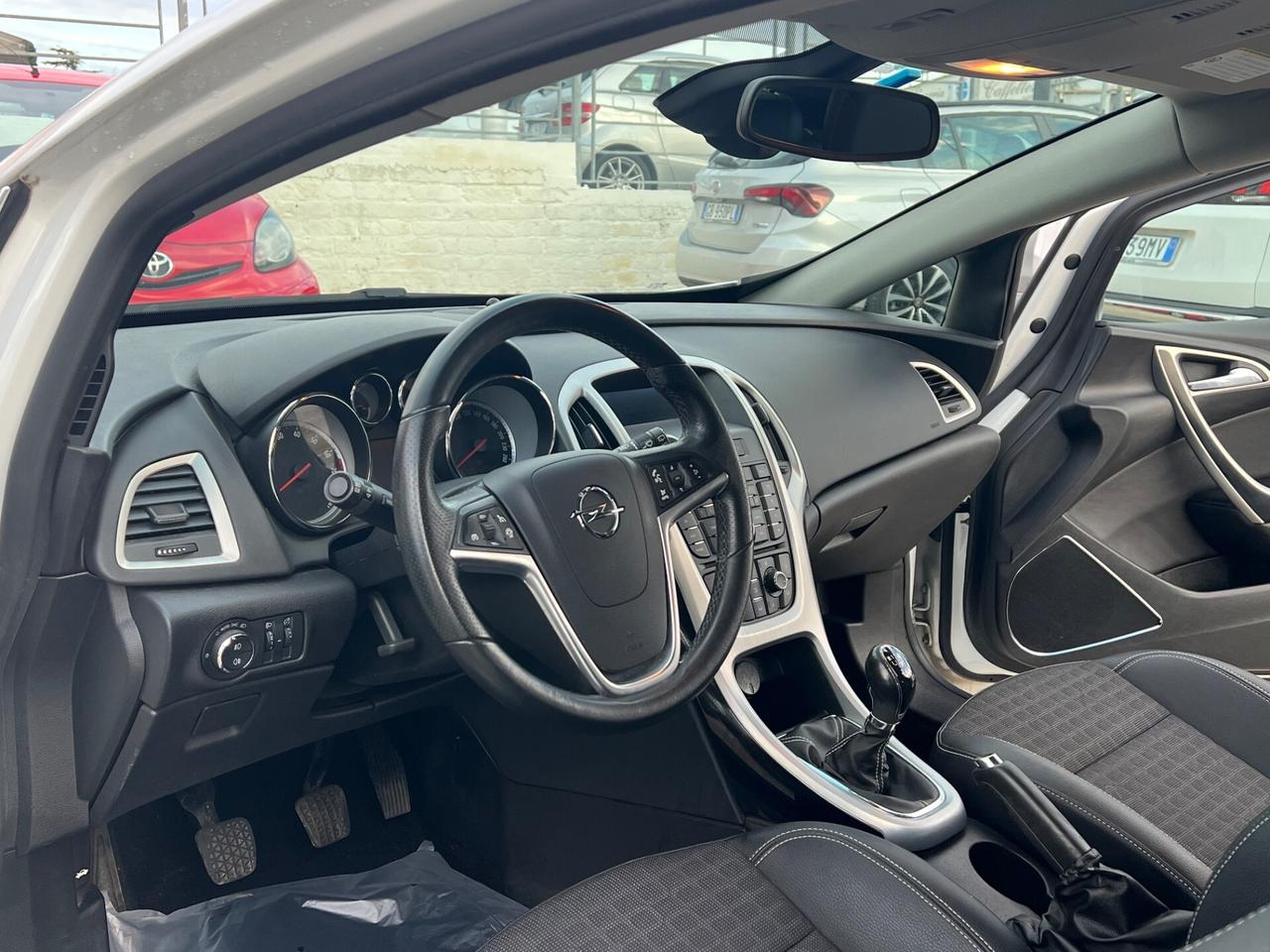 Opel Astra GTC 1.4 Turbo 140CV S&S 3 porte Elective