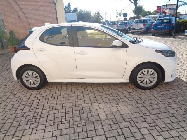 Toyota Yaris 1.5 Hybrid 5 porte Active