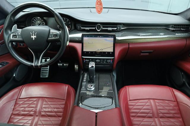 MASERATI Quattroporte V8 580 CV Trofeo