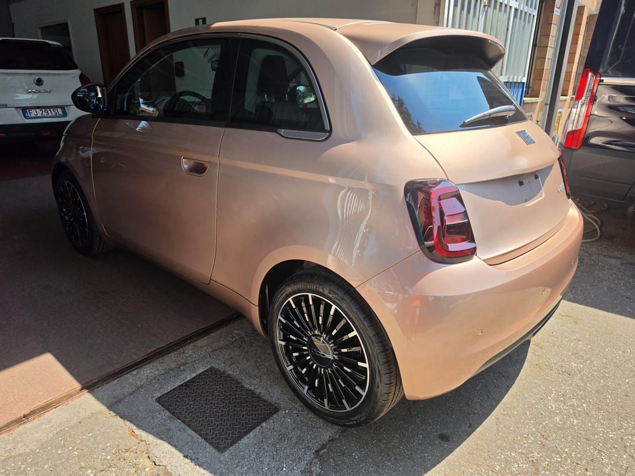 Fiat 500 Berlina Hybrid La Prima RATE DA 99,00