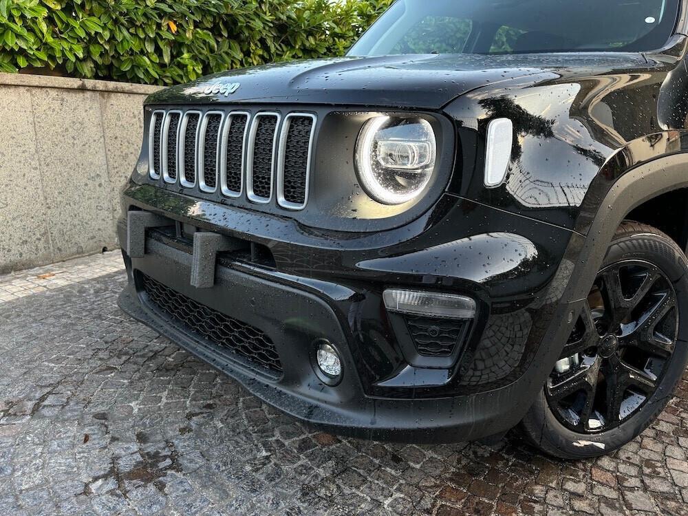 Jeep Renegade 1.5 Turbo T4 MHEV Summit