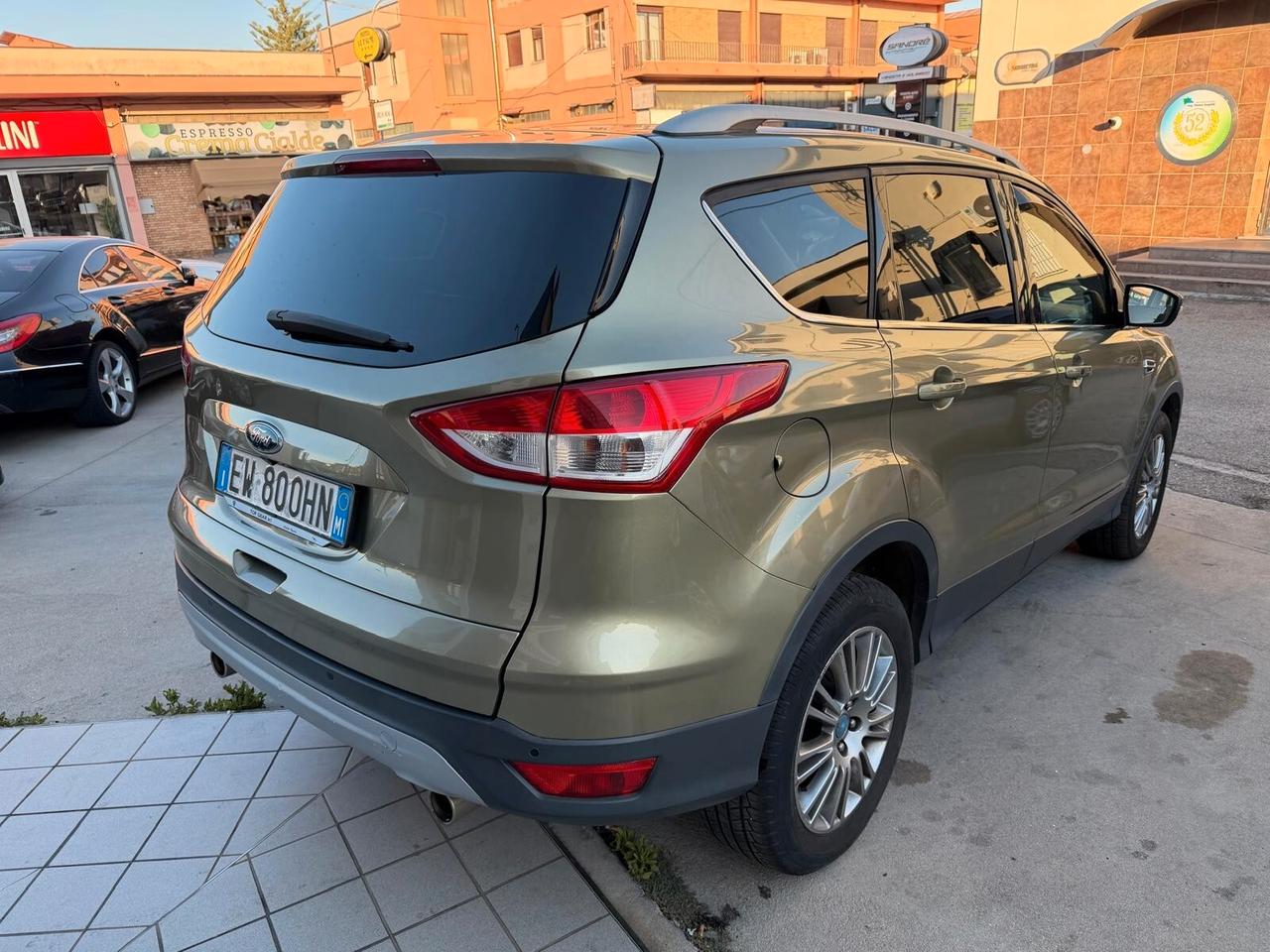 Ford Kuga 2.0 TDCI 163 CV 4WD Powershift Titanium